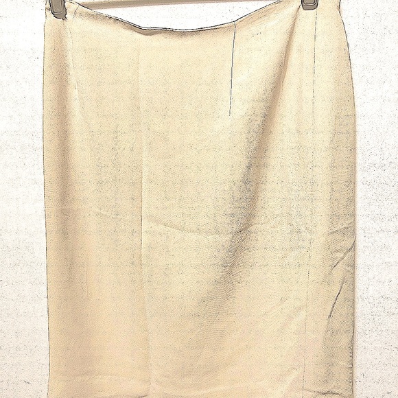 Talbots Buttercream Pencil skirt - Picture 1 of 3